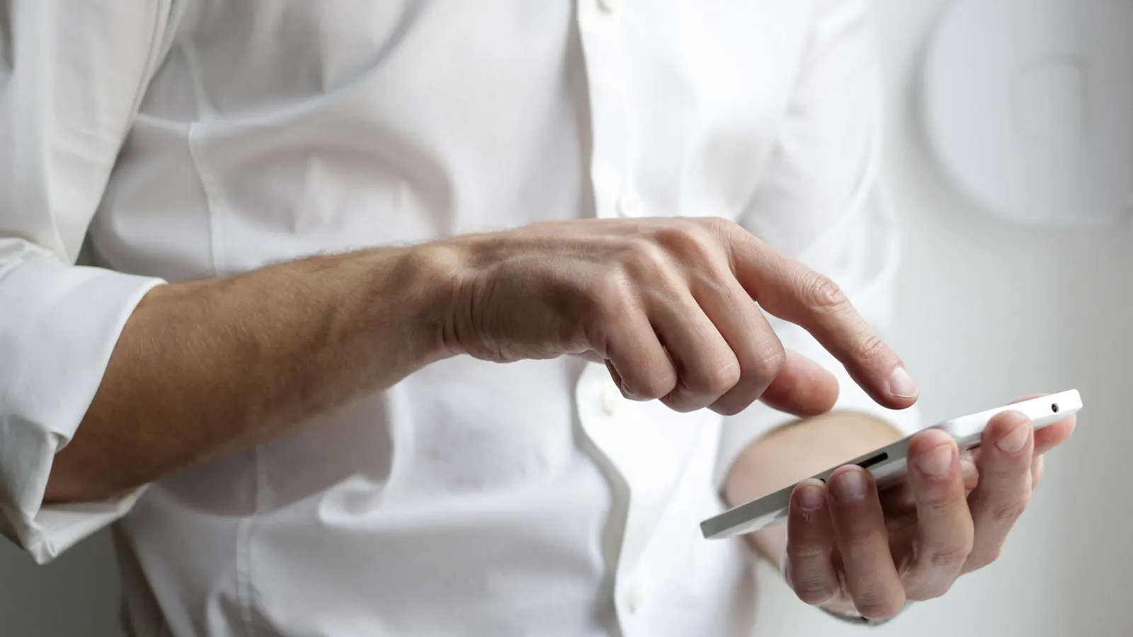 Enhancing Telehealth Offerings with Deviceless Remote Patient Monitoring