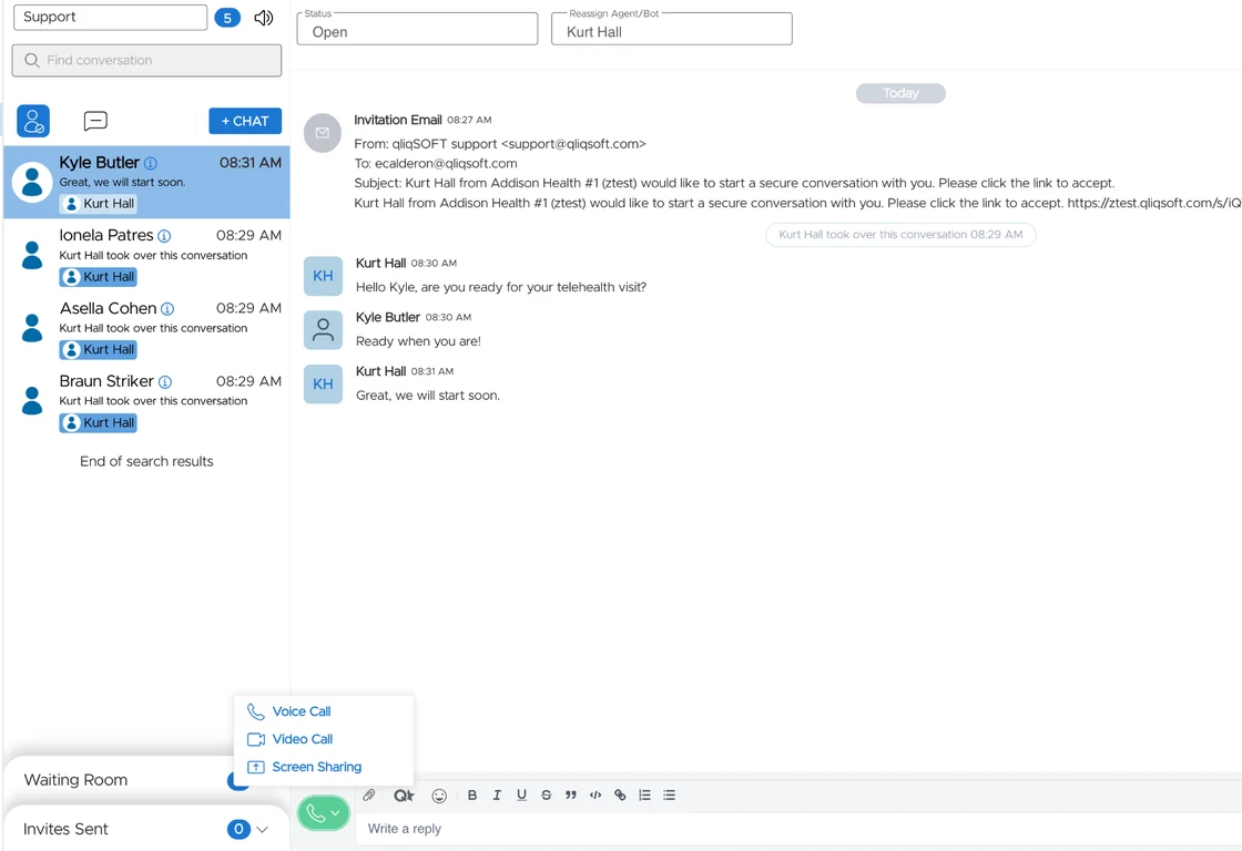 QuincyCHAT conversation view with voice call, video call and screen sharing grouped in one menu